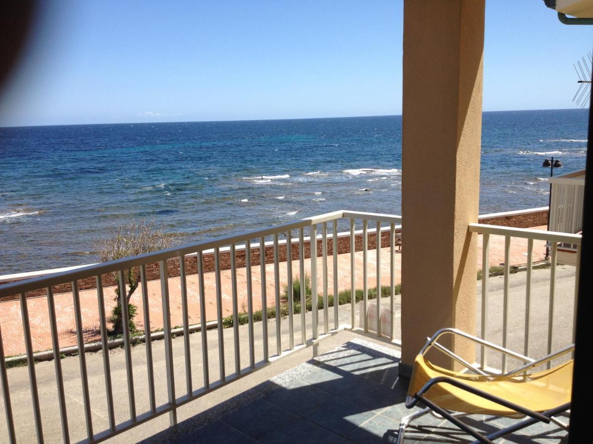 Casa Con Terrazza Fronte Mare Villa Santa Lucia  Kültér fotó