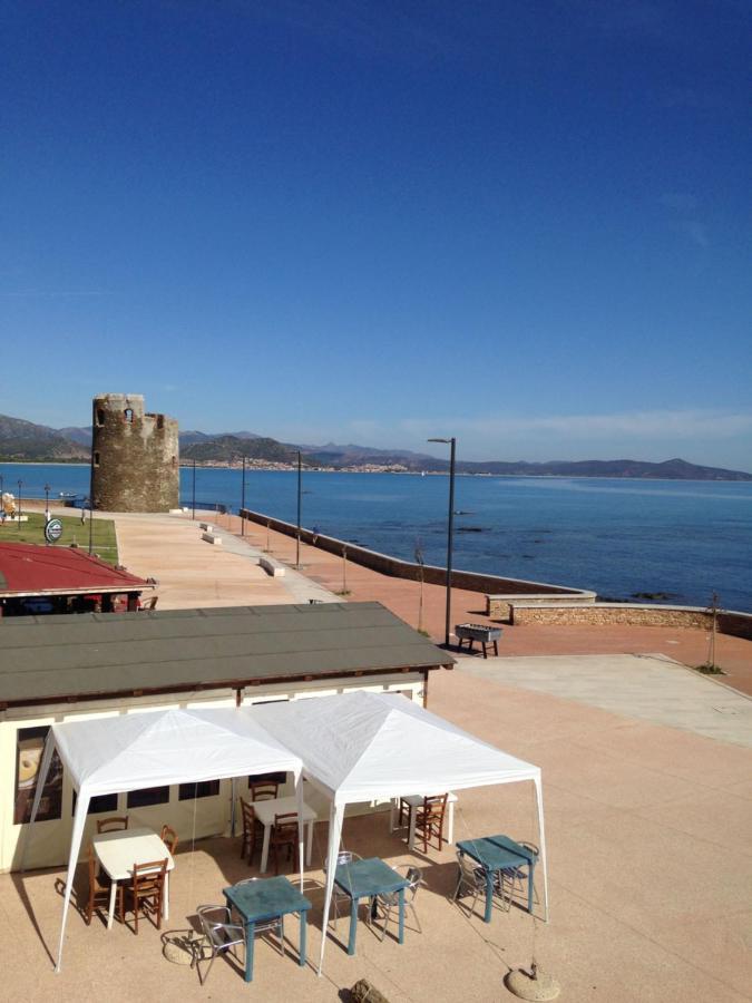 Casa Con Terrazza Fronte Mare Villa Santa Lucia  Kültér fotó