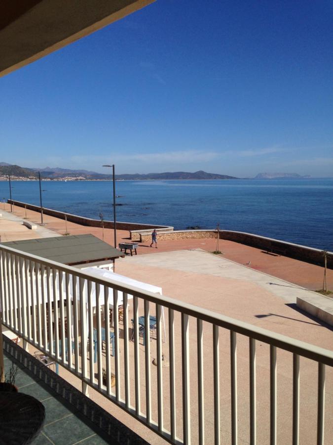 Casa Con Terrazza Fronte Mare Villa Santa Lucia  Kültér fotó